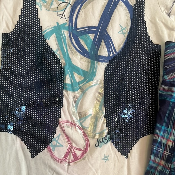 Justice sequined T shirt and skirt - Picture 5 of 12